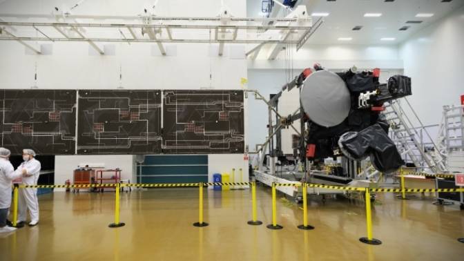 Türkiye'nin İlk Yerli ve Milli Haberleşme Uydusu TÜRKSAT 6a'nın Güneş Panelleri Açılım testlerinin başarıyla tamamlandığı bildirildi.